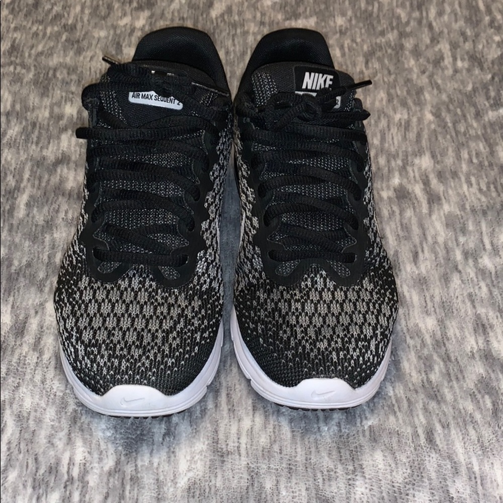 Nike Air Max Sequent 2